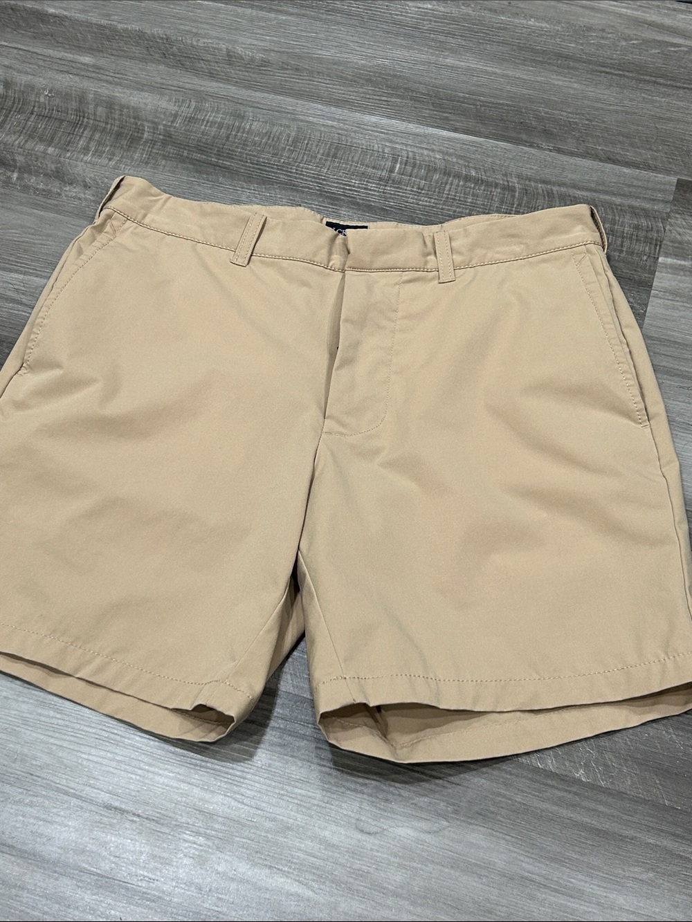 J.Crew Men's Tech Shorts Beige Tan Flat Front Comfort Stretch Size 31, 7"